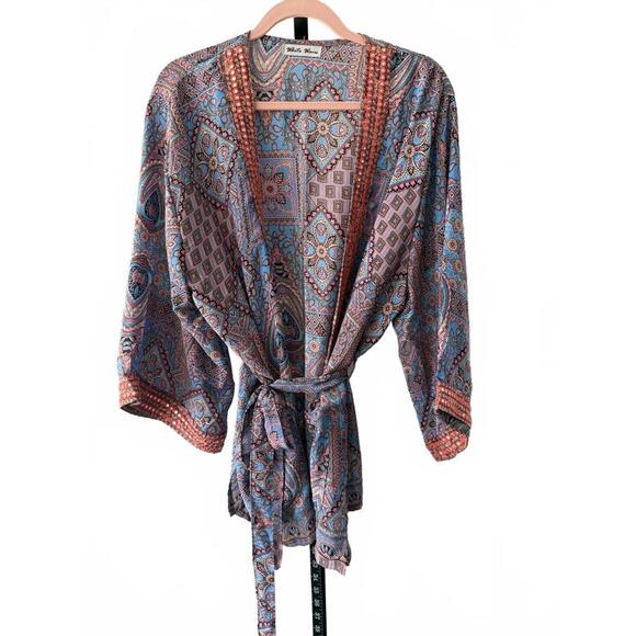 Tops - White Waves Women's Printed Kimono Robe with Belt